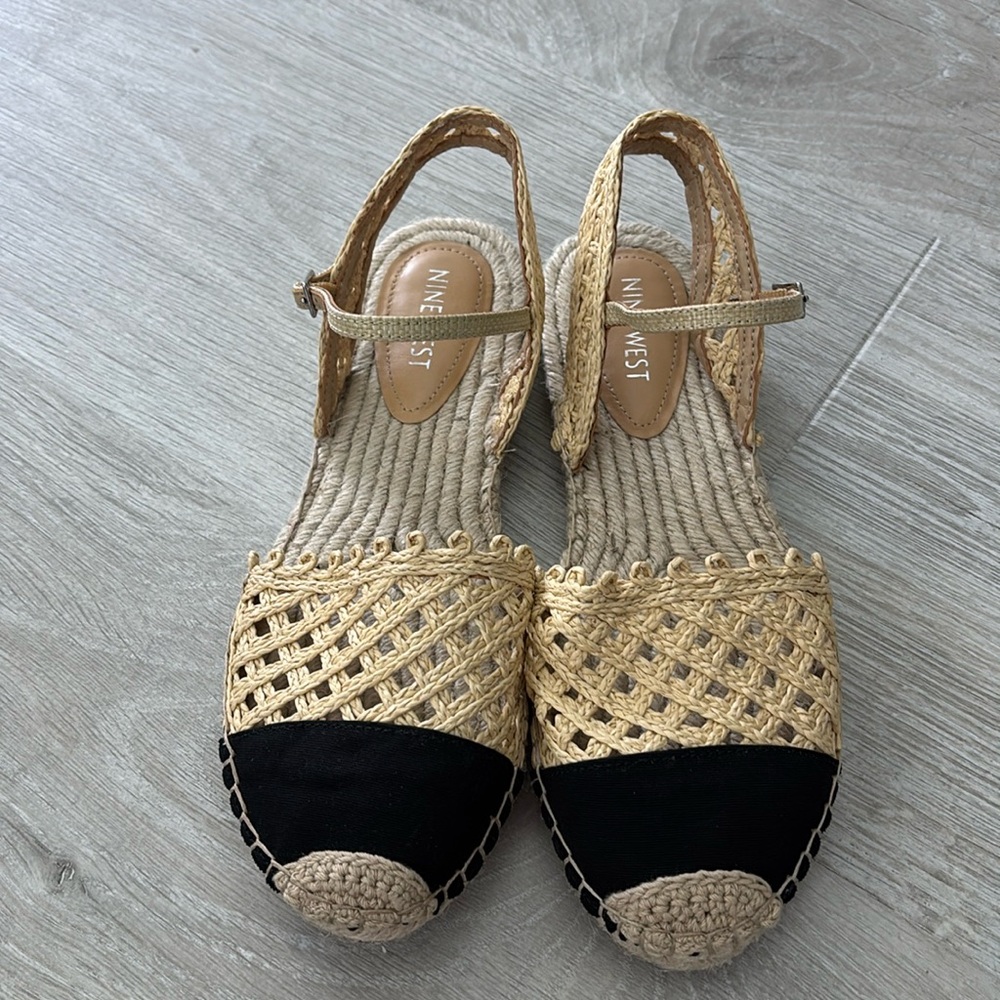 Nine West Darby Cap Toe Espadrille Flats Natural/Black size 8
